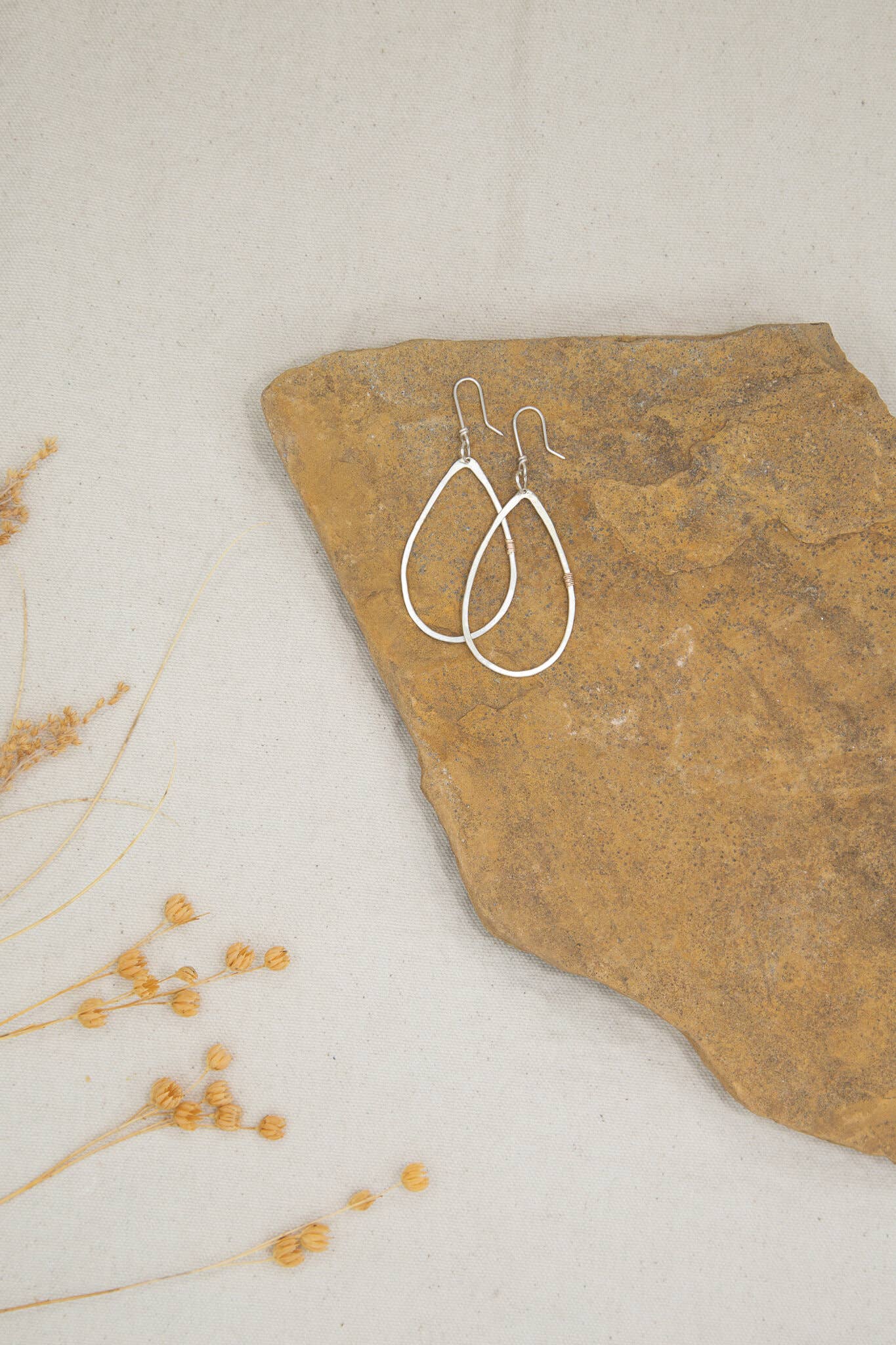 Classic Teardrops: Gold