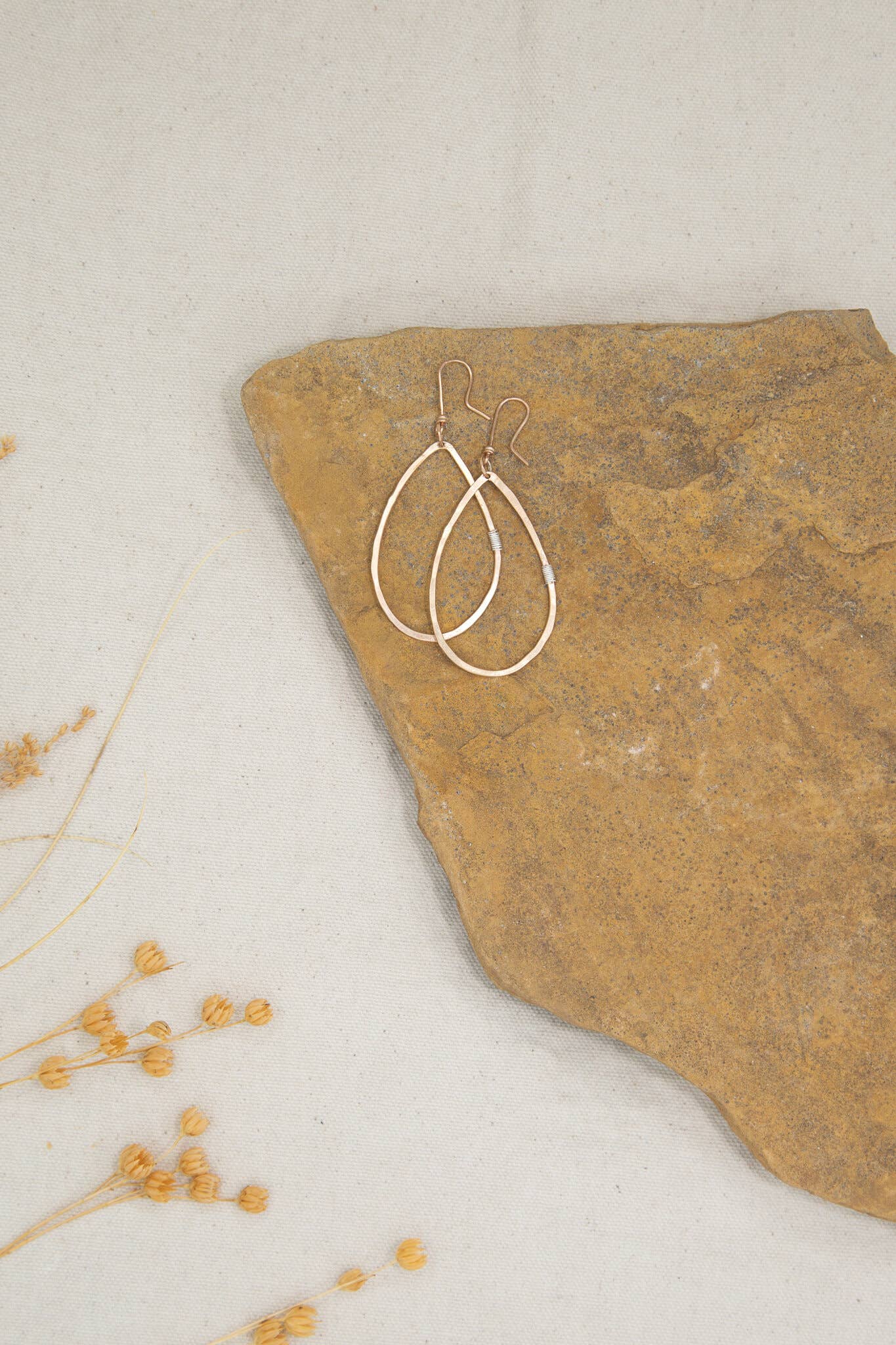 Classic Teardrops: Gold