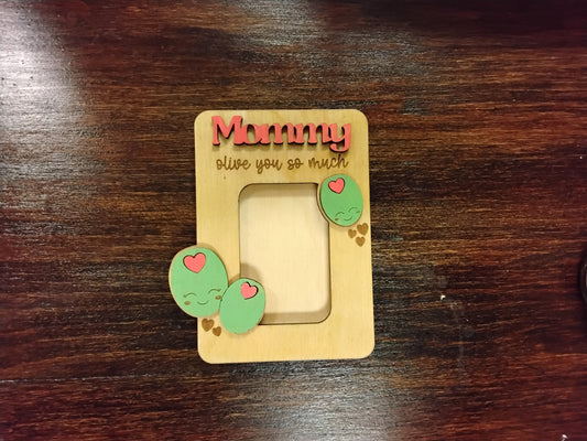 magnetic frame
